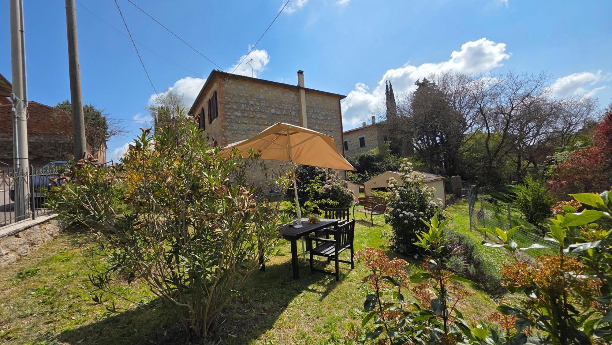 A Casa Di Gabri Villa Montefollonico Exterior photo